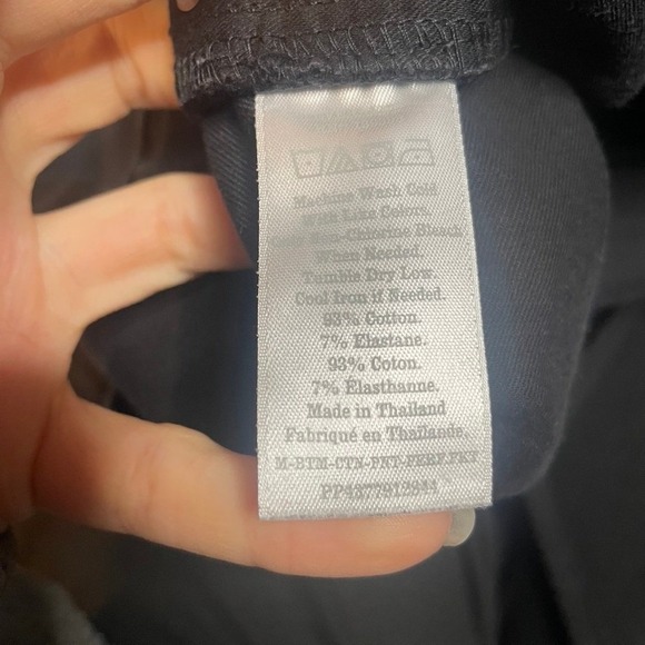 Everlane The Way High Jean Black Raw Hem Straight Leg Women Size 32x30 - Picture 4 of 5